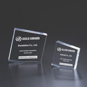 格安おしゃれな大人気のアクリルトロフィーH16-02