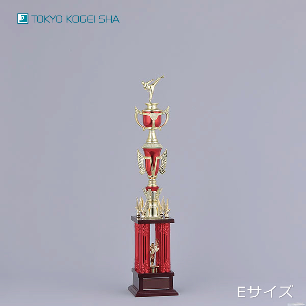 スポーツ大会の表彰に最適、赤を基調にした高級感あるトロフィー