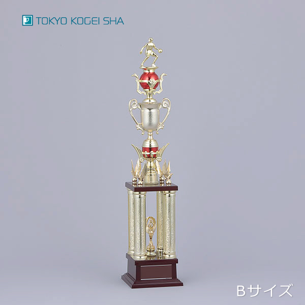 持ち回り用にも最適なサイズ、人気デザインのゴールドトロフィー
