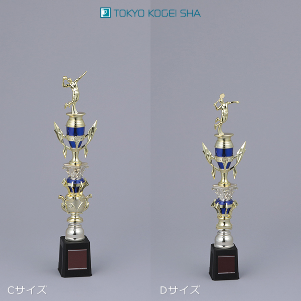 テニス大会の表彰に人気の青金トロフィー、華やかなデザインが印象的